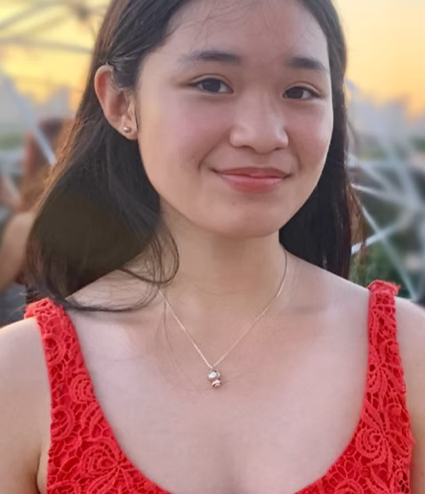 Portrait of Chloe Li